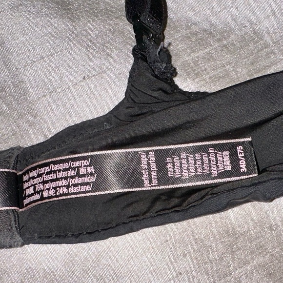 CLOSING!!!💋VICTORIAS SECRET💋PERFECT SHAPE BRA - Picture 5 of 5